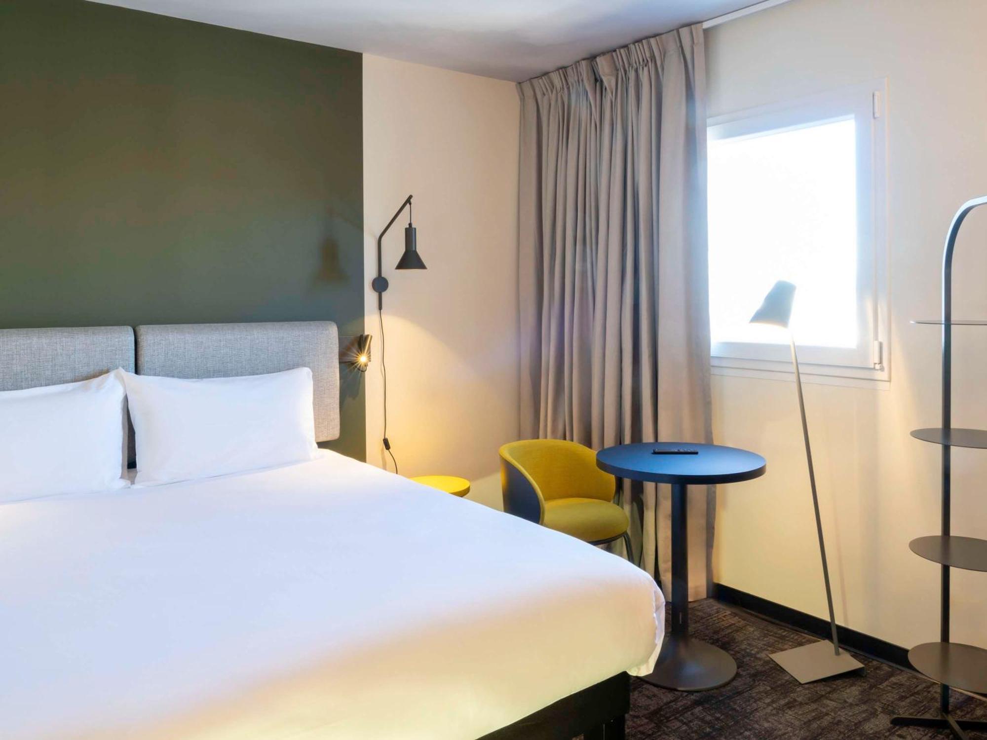 Ibis Saint Paul Trois Chateaux Exterior foto