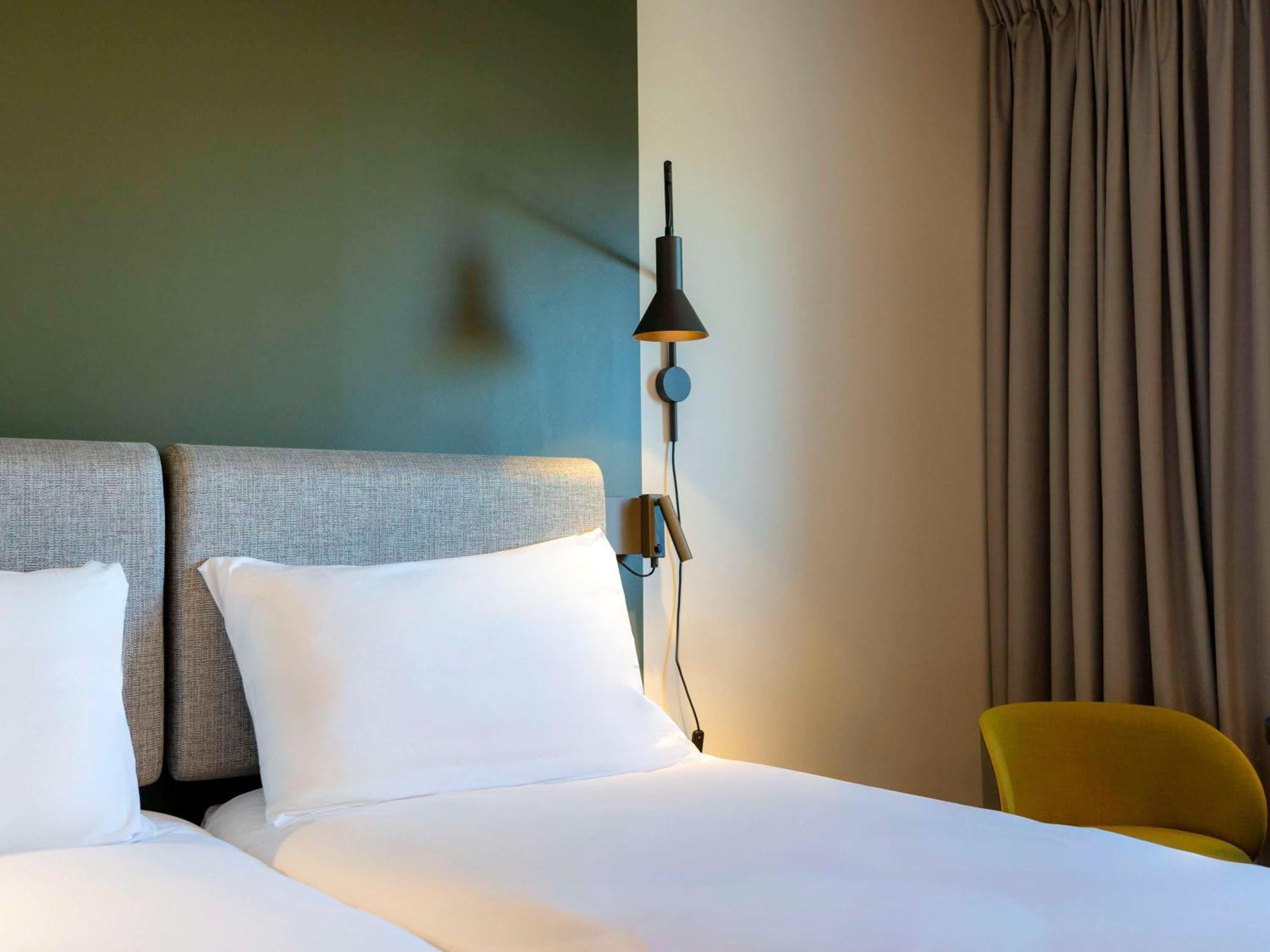 Ibis Saint Paul Trois Chateaux Exterior foto